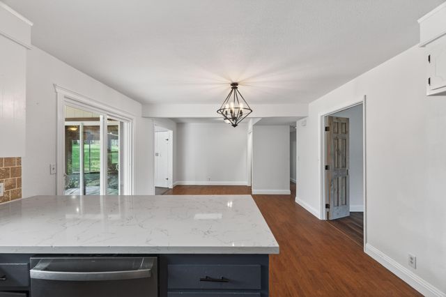 4160 Travona Court, Redding, CA 96001