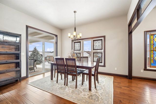 6600 N KUREY DRIVE, Appleton, WI 54913