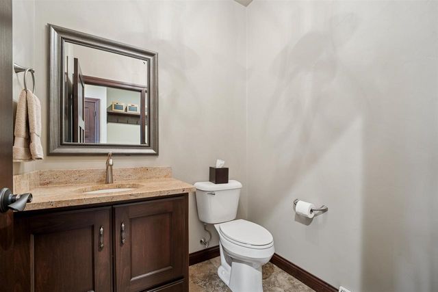 6600 N KUREY DRIVE, Appleton, WI 54913