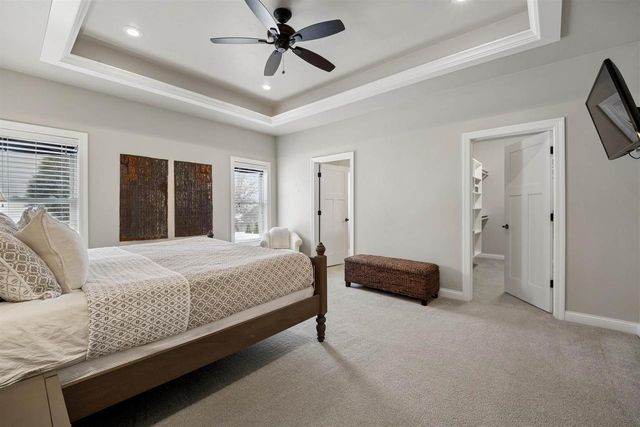 6600 N KUREY DRIVE, Appleton, WI 54913