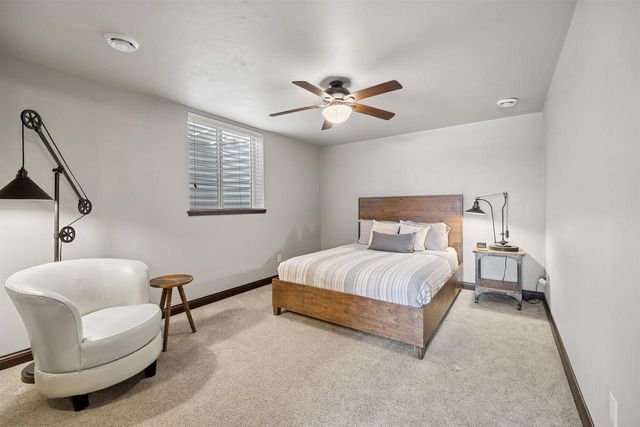 6600 N KUREY DRIVE, Appleton, WI 54913