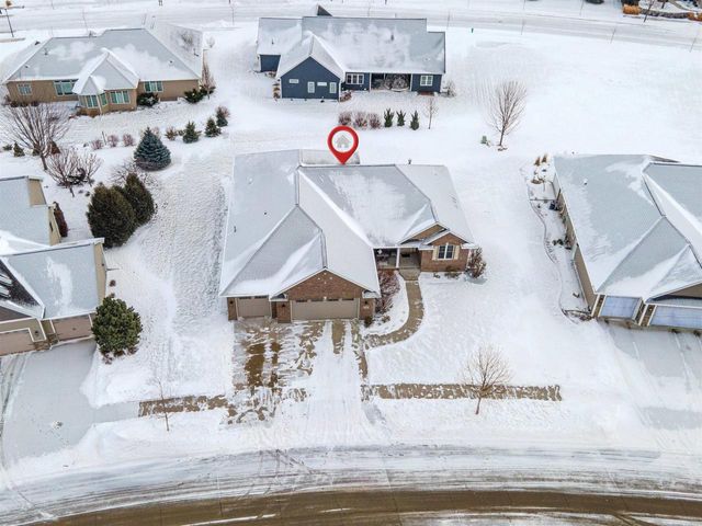 6600 N KUREY DRIVE, Appleton, WI 54913