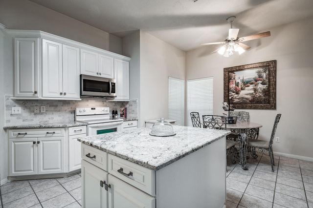 206 Private Road 635, Dayton, TX 77535