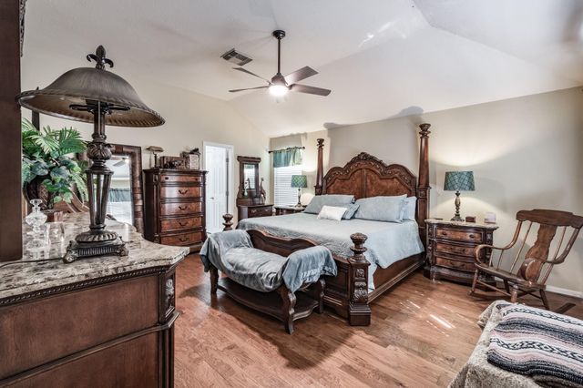 206 Private Road 635, Dayton, TX 77535