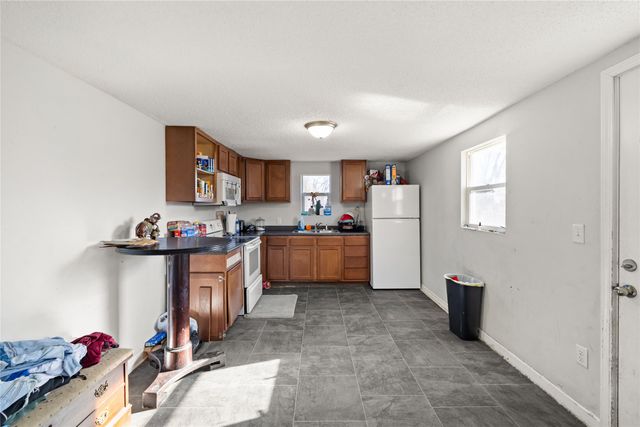 4147 E 29th Street, Des Moines, IA 50317