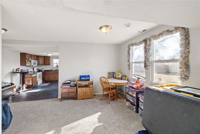 4147 E 29th Street, Des Moines, IA 50317