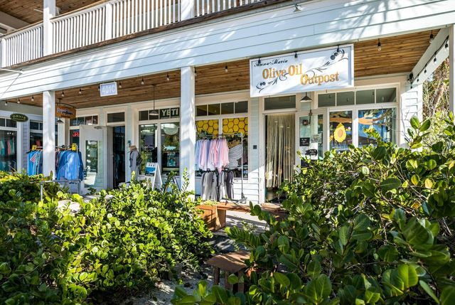 5200 GULF DRIVE 408, Holmes Beach, FL 34217