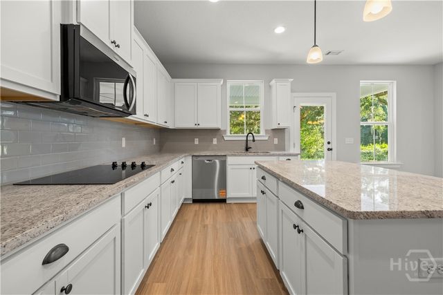 33 Oakmont Drive, Guyton, GA 31312