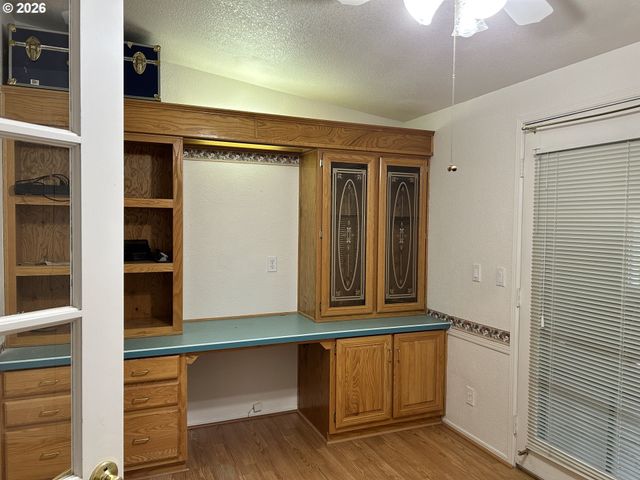 97931 COURT St, Brookings, OR 97415