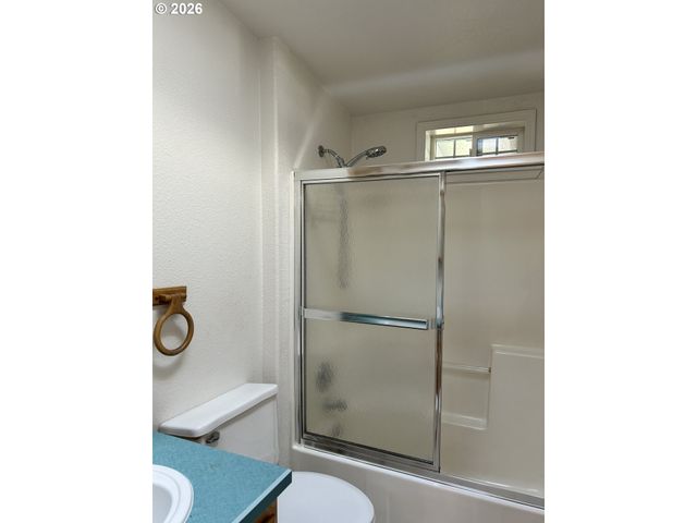 97931 COURT St, Brookings, OR 97415
