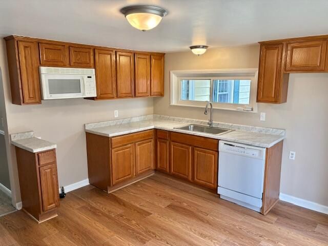 7917 N Canton Center Road, Canton, MI 48187