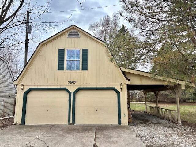 7917 N Canton Center Road, Canton, MI 48187