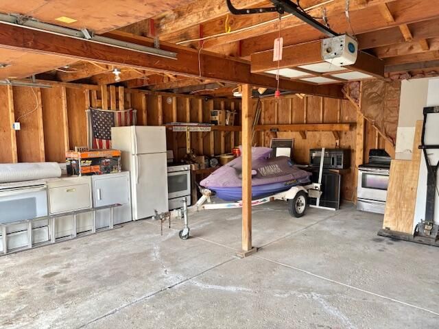 7917 N Canton Center Road, Canton, MI 48187