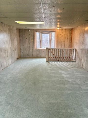 7917 N Canton Center Road, Canton, MI 48187