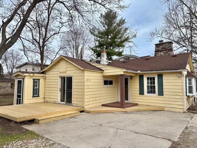 7917 N Canton Center Road, Canton, MI 48187