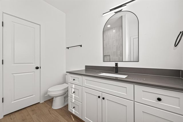 324 Clearwater Street A-B, Houston, TX 77029