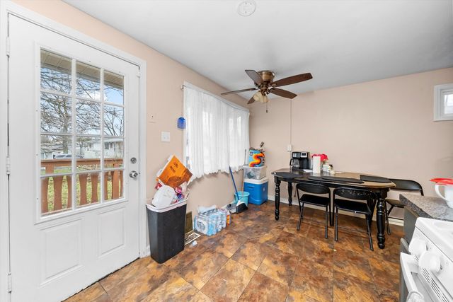 350 E Tulip Drive, Glenwood, IL 60425