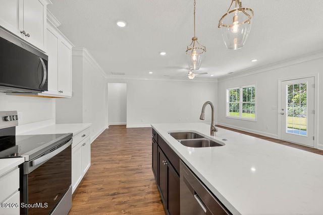 210 Allie Loop, Brunswick, GA 31525