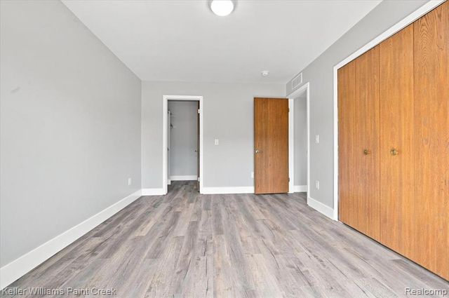 31842 Kelly Road 3, Roseville, MI 48066
