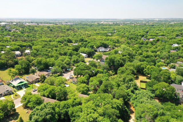 1132 Eleanor ST, Austin, TX 78721