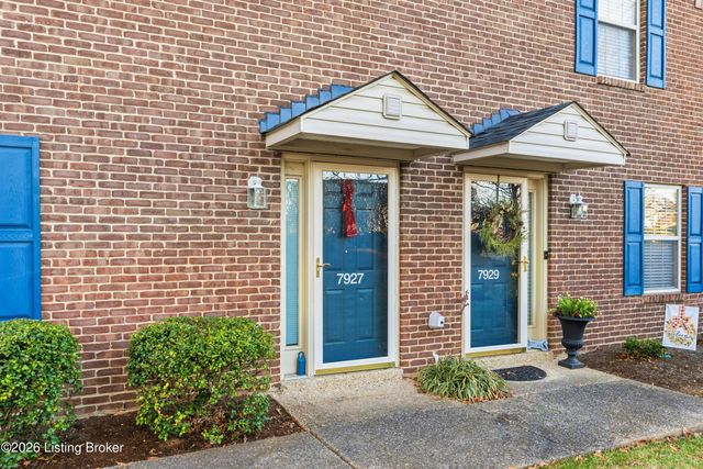 7927 Grand Cascade Dr, Louisville, KY 40228