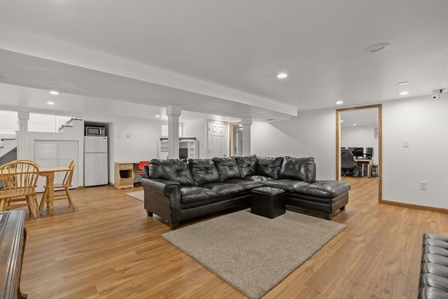 10 Perley Ave, Peabody, MA 01960