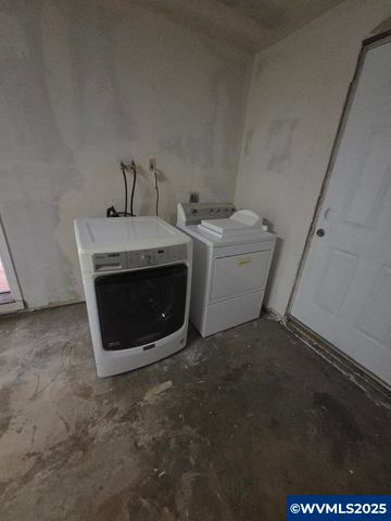 4744 Ravine Ct NE, Salem, OR 97305