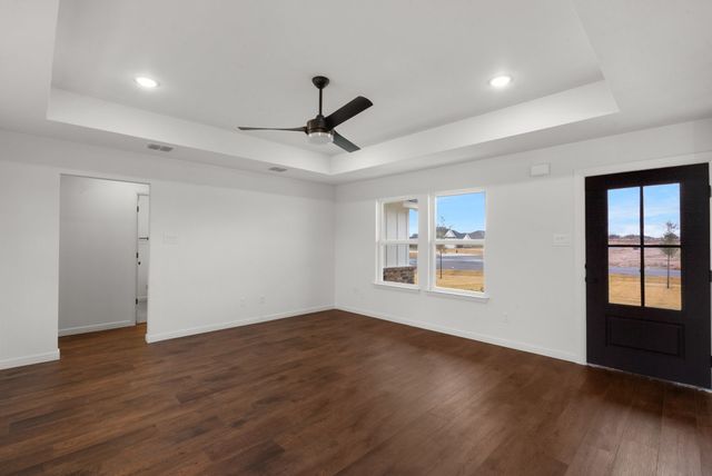 256 Yawney Drive, Lipan, TX 76462