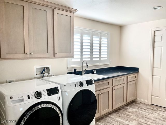 5261 East Kellogg Road, Pahrump, NV 89061