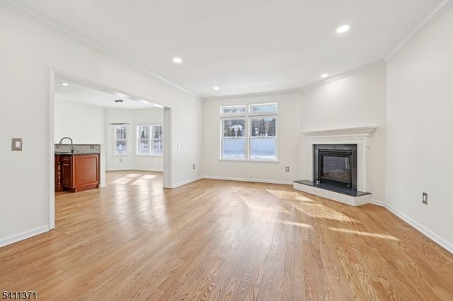 190 Park Ave, Madison Boro, NJ 07940