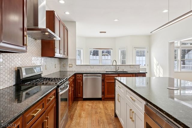 190 Park Ave, Madison Boro, NJ 07940