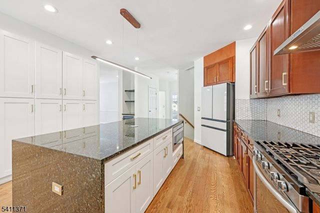 190 Park Ave, Madison Boro, NJ 07940