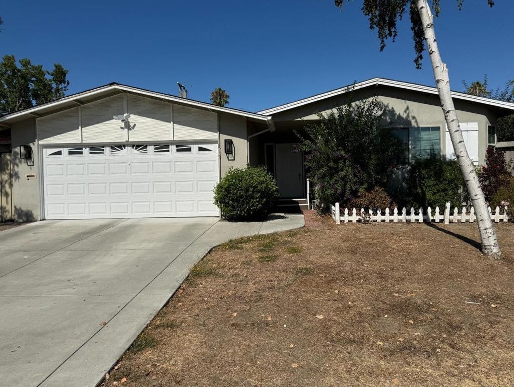 815 Betlin Avenue, Cupertino, CA 95014