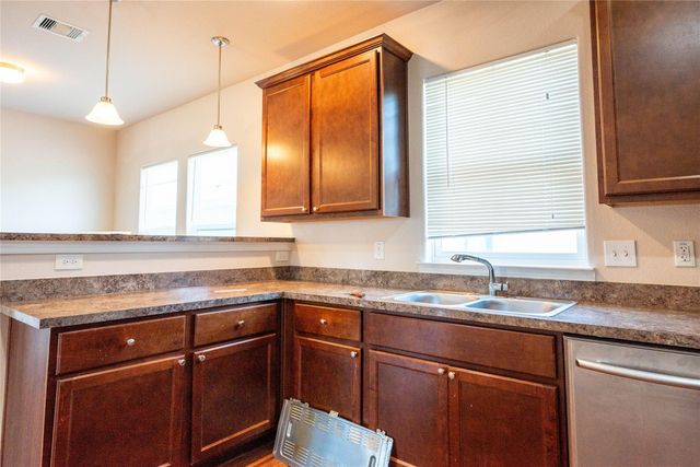 1728 69th Street, Galveston, TX 77551