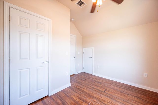 1728 69th Street, Galveston, TX 77551