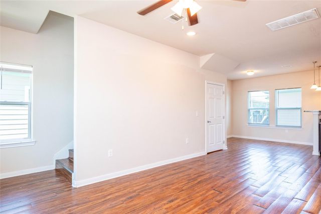 1728 69th Street, Galveston, TX 77551