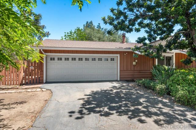 2004 Shire, El Cajon, CA 92019
