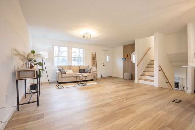 95 Wildherd Drive, Henrietta, NY 14467