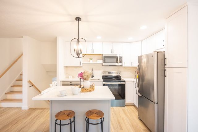 95 Wildherd Drive, Henrietta, NY 14467