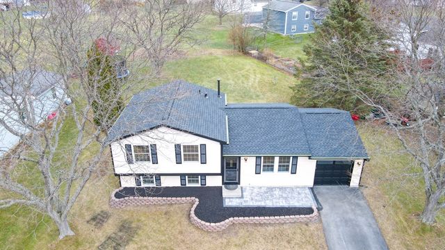 95 Wildherd Drive, Henrietta, NY 14467