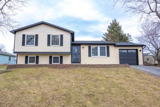 95 Wildherd Drive, Henrietta, NY 14467
