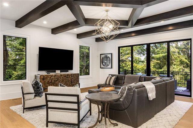 306 Pinecrest Road NE, Atlanta, GA 30342