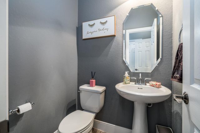 9618 W Pedernales River Drive, Cypress, TX 77433