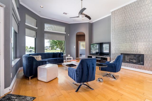 9618 W Pedernales River Drive, Cypress, TX 77433