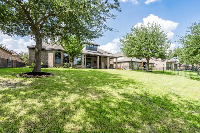 9618 W Pedernales River Drive, Cypress, TX 77433