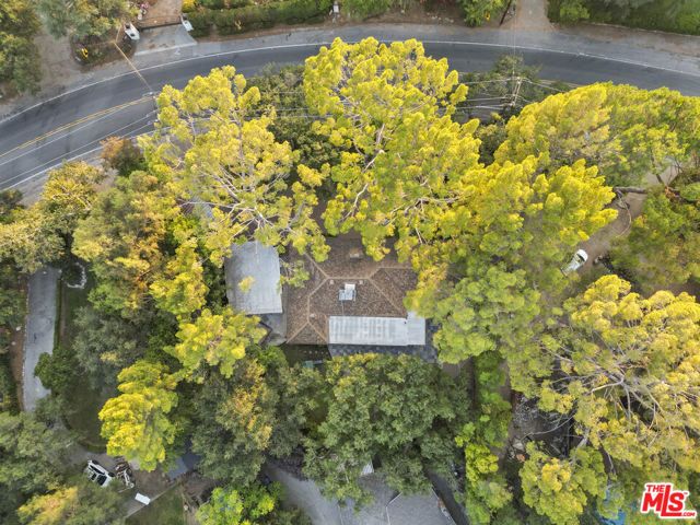 2452 N Altadena Drive, Altadena, CA 91001