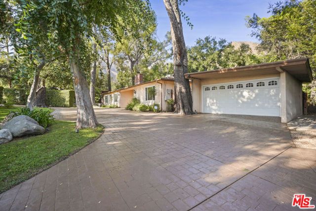 2452 N Altadena Drive, Altadena, CA 91001