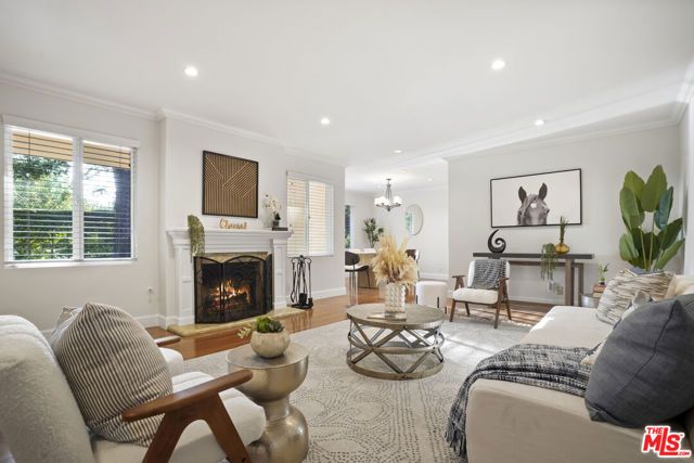 2452 N Altadena Drive, Altadena, CA 91001