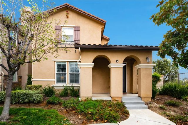 820 E Ruby Lace, Azusa, CA 91702