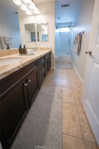820 E Ruby Lace, Azusa, CA 91702